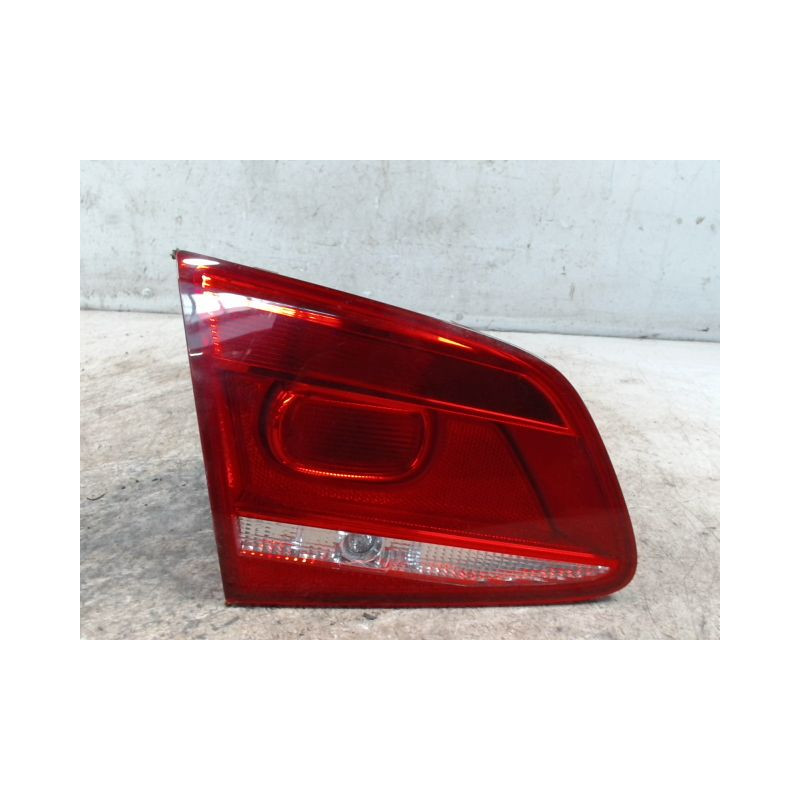 FEU ARRIERE INTERIEUR GAUCHE VOLKSWAGEN PASSAT 2010-