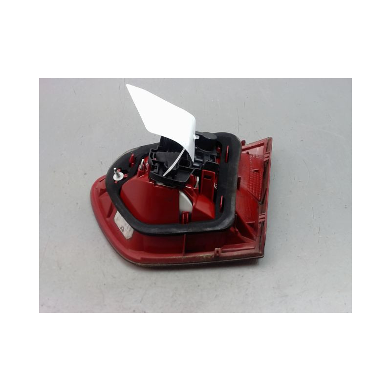 FEU ARRIERE INTERIEUR GAUCHE SEAT IBIZA 2008-