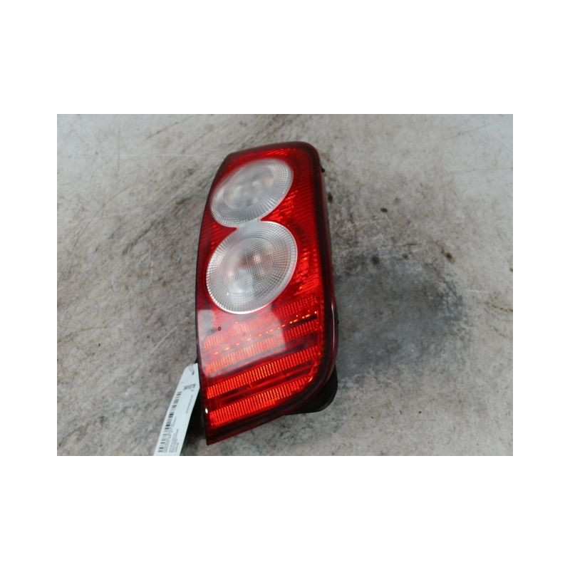 FEU ARRIERE DROIT NISSAN MICRA 2009-