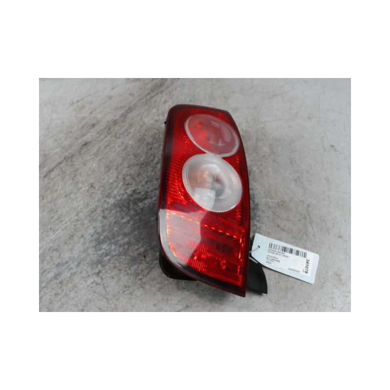 FEU ARRIERE GAUCHE  NISSAN MICRA 2009-