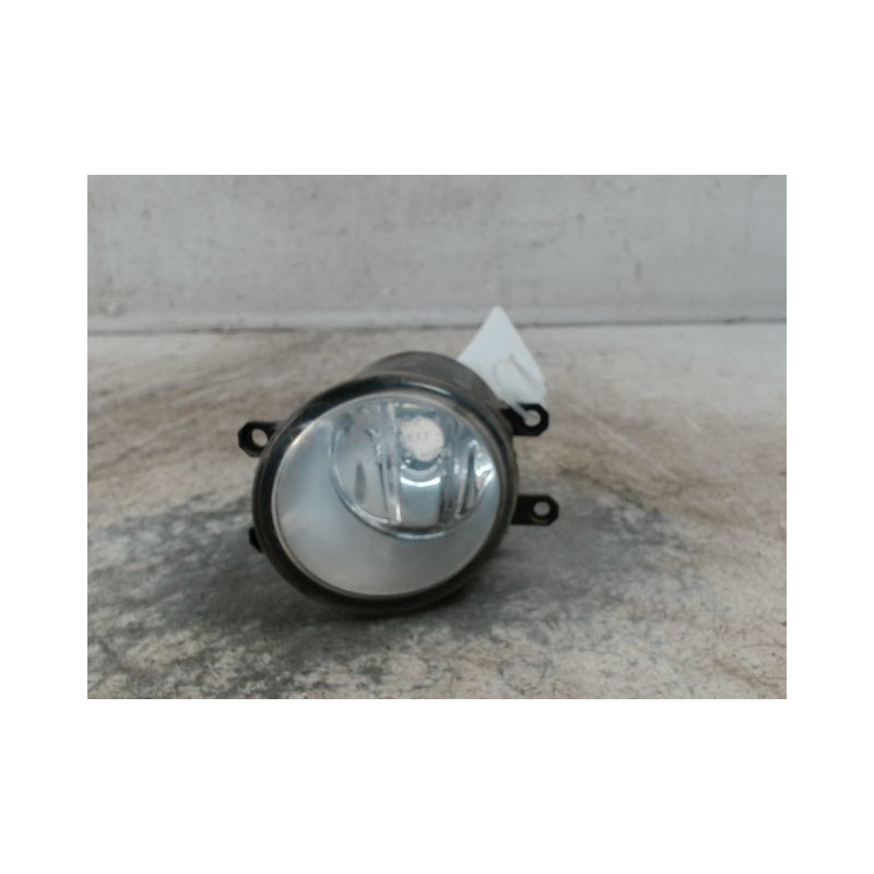PHARE ANTIBROUILLARD AVANT GAUCHE TOYOTA YARIS II 2010-