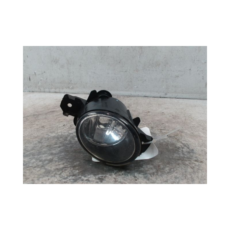 PHARE ANTIBROUILLARD AVANT DROIT RENAULT CLIO II PH.2 01-06