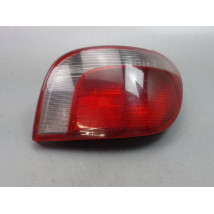 FEU ARRIERE DROIT TOYOTA YARIS I Phase 1 1999-2003