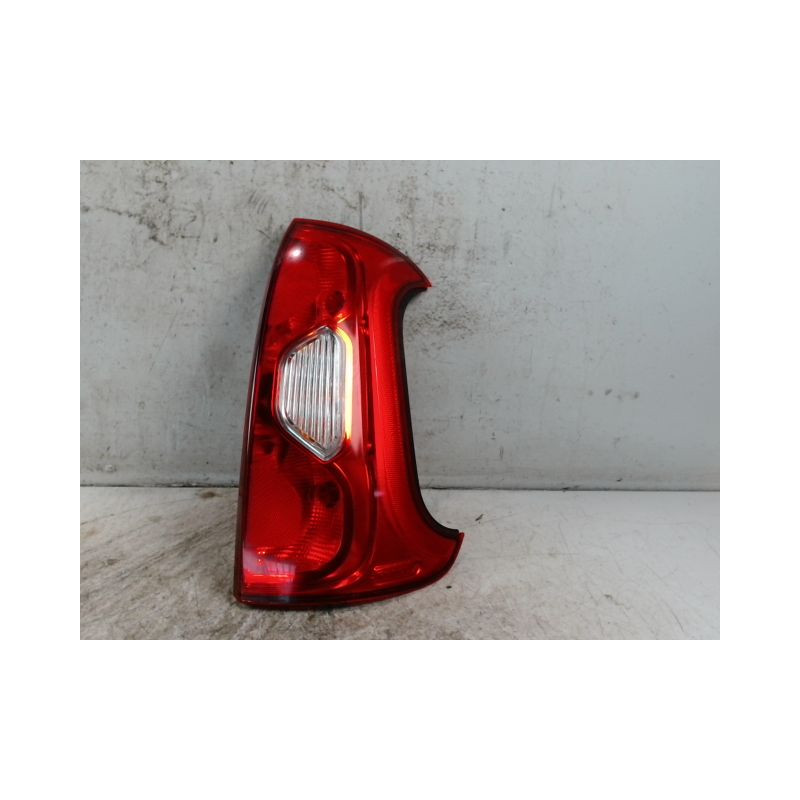 FEU ARRIERE DROIT FIAT PANDA 2003-