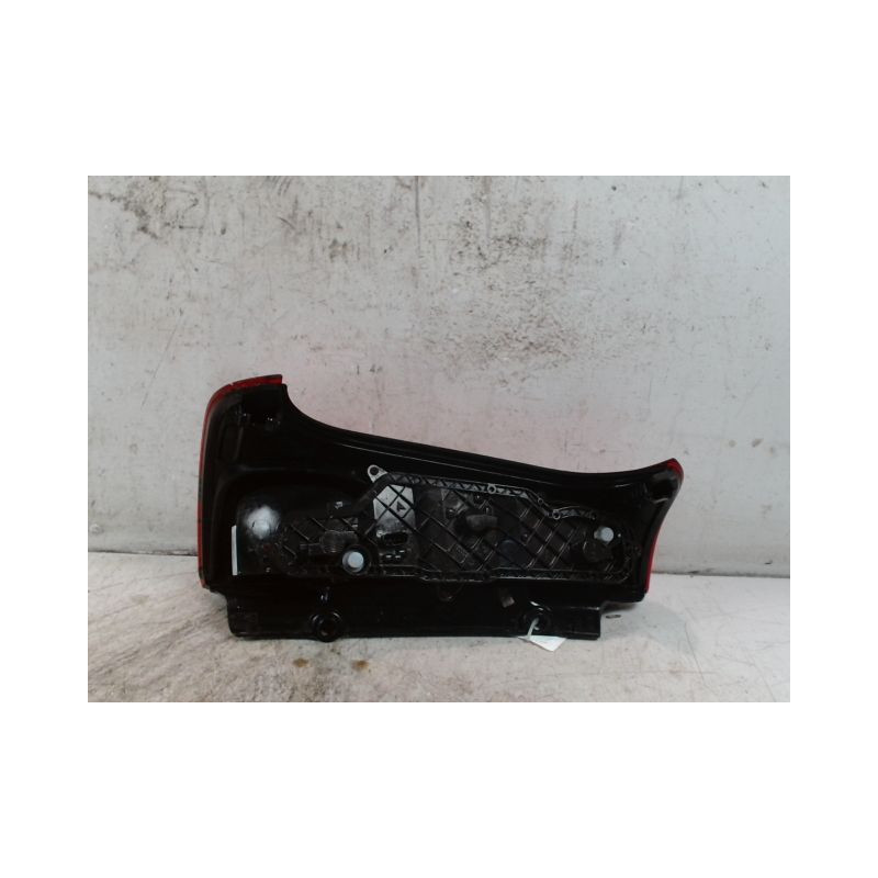 FEU ARRIERE DROIT FIAT PANDA 2003-