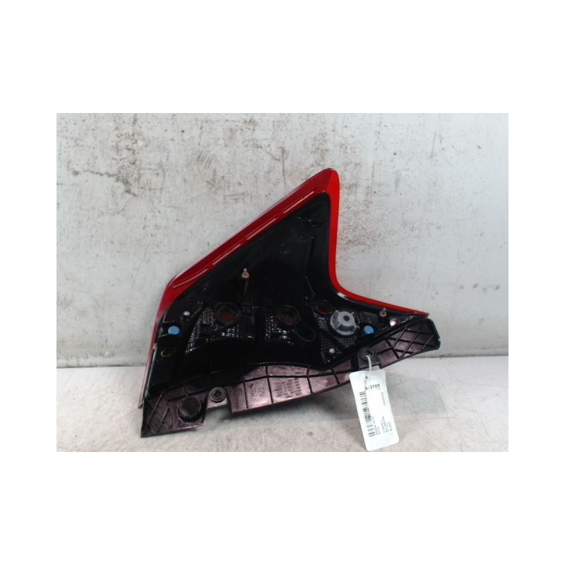 FEU ARRIERE DROIT NISSAN NOTE
