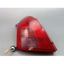 FEU ARRIERE GAUCHE  SUZUKI SWIFT III 2005-2011
