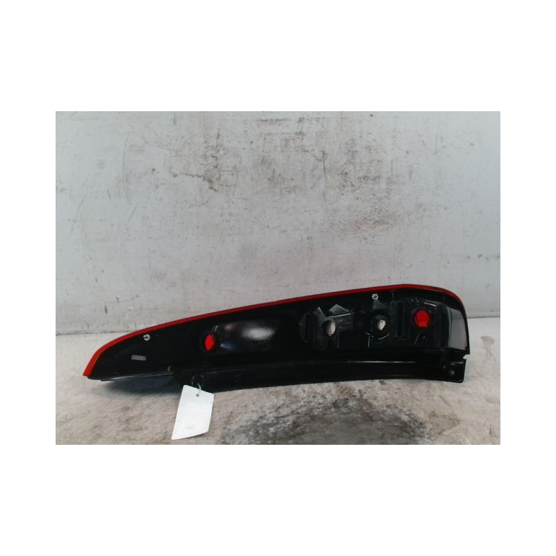 FEU ARRIERE GAUCHE  FORD FIESTA 2005-