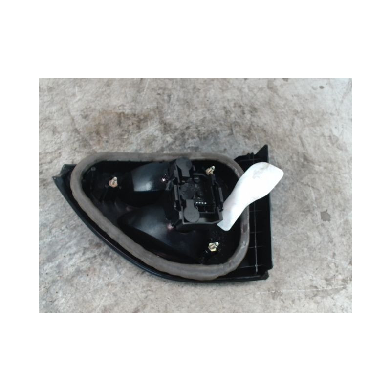 FEU ARRIERE INTERIEUR GAUCHE RENAULT MEGANE I PH1 CLASSIC -99