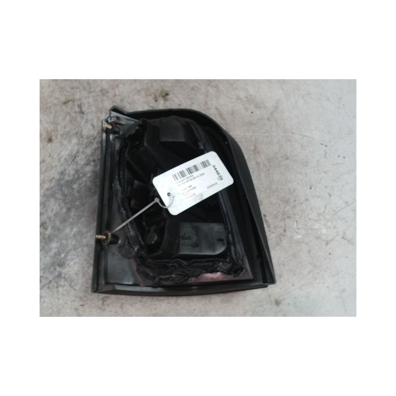 FEU ARRIERE DROIT NISSAN MICRA 98-2000