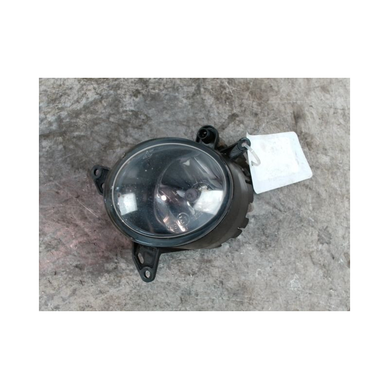PHARE ANTIBROUILLARD AVANT GAUCHE MITSUBISHI COLT 2004-
