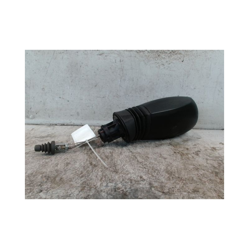 RETROVISEUR EXTERIEUR GAUCHE FIAT PUNTO 99-2003