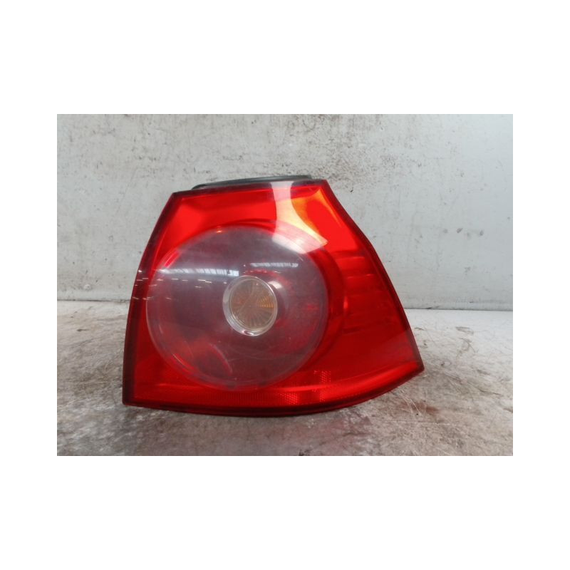 FEU ARRIERE DROIT VOLKSWAGEN GOLF V 2003-2009