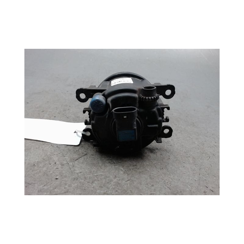 PHARE ANTIBROUILLARD AVANT DROIT SUZUKI SWIFT