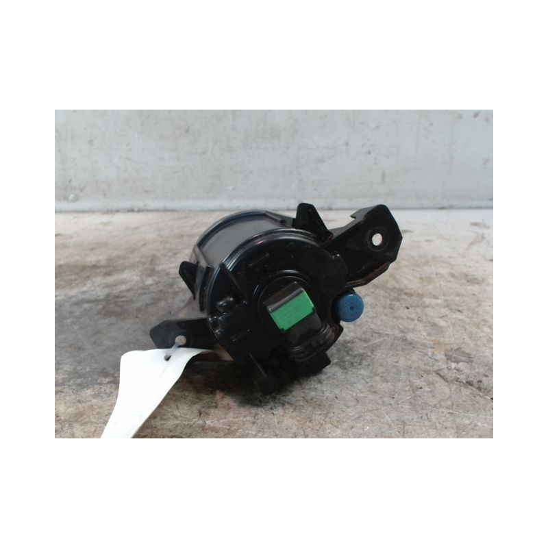 PHARE ANTIBROUILLARD AVANT DROIT NISSAN MICRA