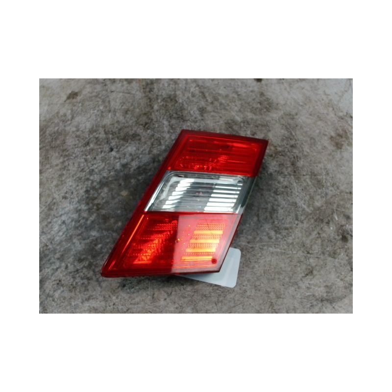 FEU ARRIERE INTERIEUR DROIT MERCEDES CLASSE C COUPE SPORT 2004-