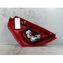 FEU ARRIERE DROIT FORD FIESTA 2005-