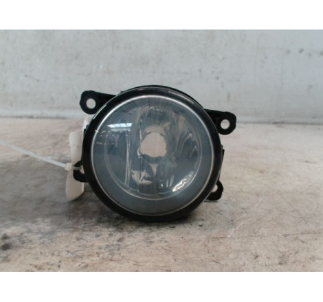 PHARE ANTIBROUILLARD AVD