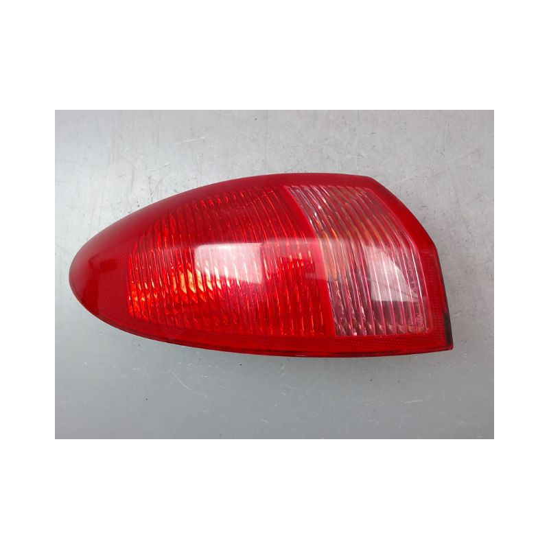 FEU ARRIERE GAUCHE  ALFA ROMEO 147 Phase 1 2001-2004