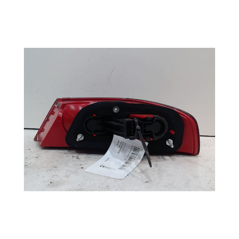 FEU ARRIERE GAUCHE  ALFA ROMEO 159