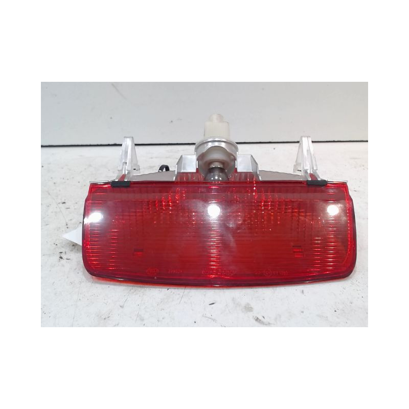 FEUX STOP SUPPLEMENTAIRE NISSAN MICRA