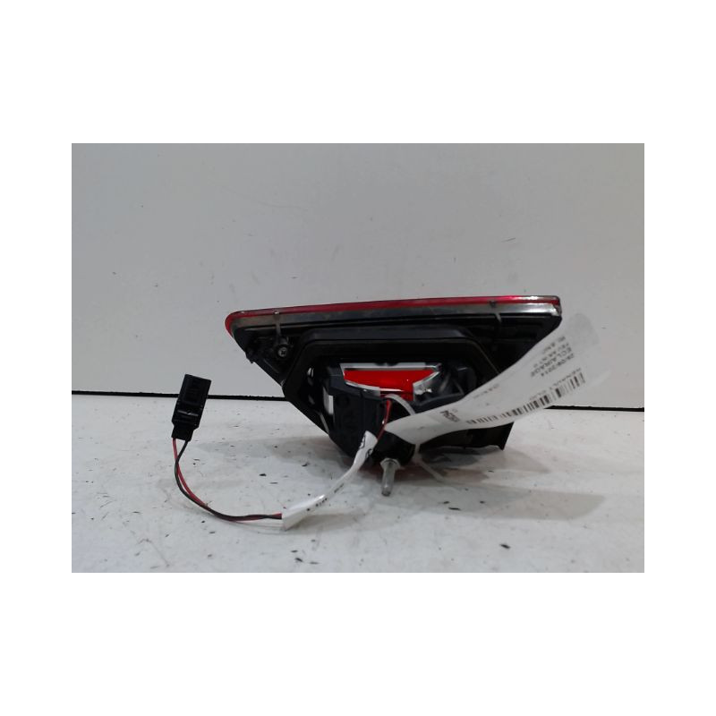 FEU ARRIERE INTERIEUR GAUCHE RENAULT CLIO