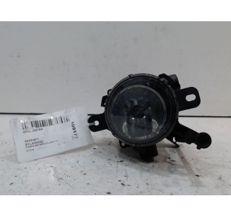 PHARE ANTIBROUILLARD AVD