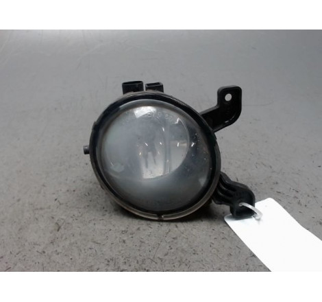 PHARE ANTIBROUILLARD AVG