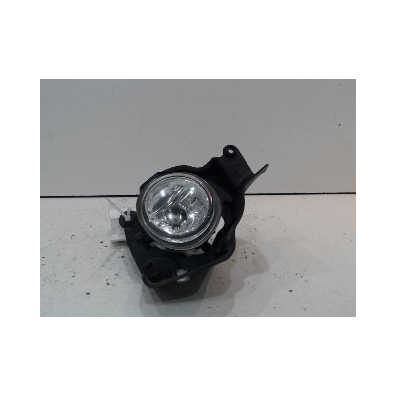 PHARE ANTIBROUILLARD AVANT DROIT MAZDA 2