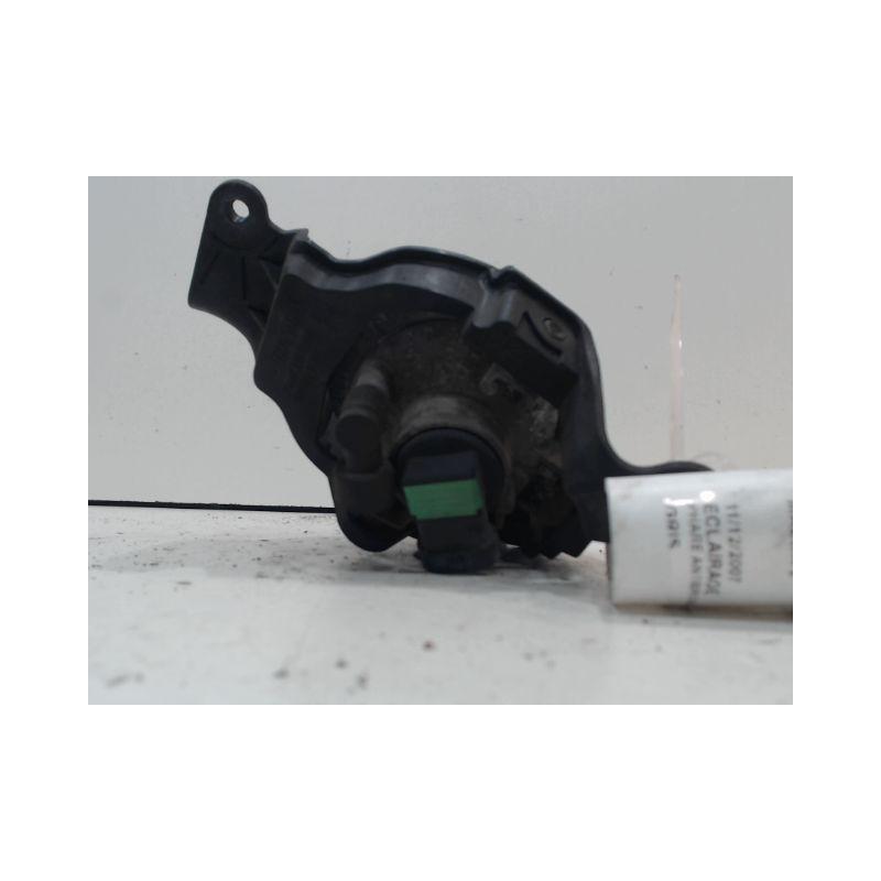 PHARE ANTIBROUILLARD AVANT DROIT MAZDA 2