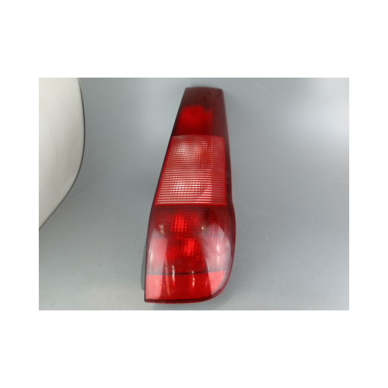 FEU ARRIERE DROIT FIAT PUNTO 1 ESSENCE