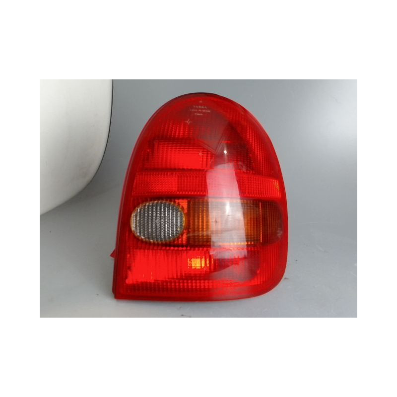 FEU ARRIERE DROIT OPEL CORSA B PHASE 2 1.7D - 8V