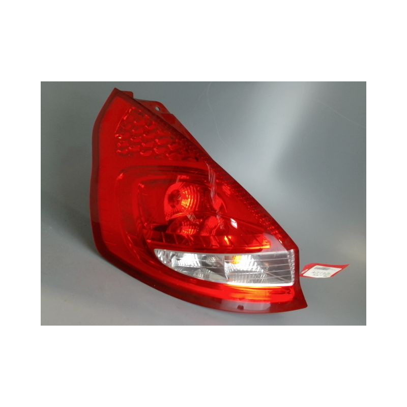 FEU ARRIERE GAUCHE  FORD FIESTA 6 PHASE 1 DIESEL