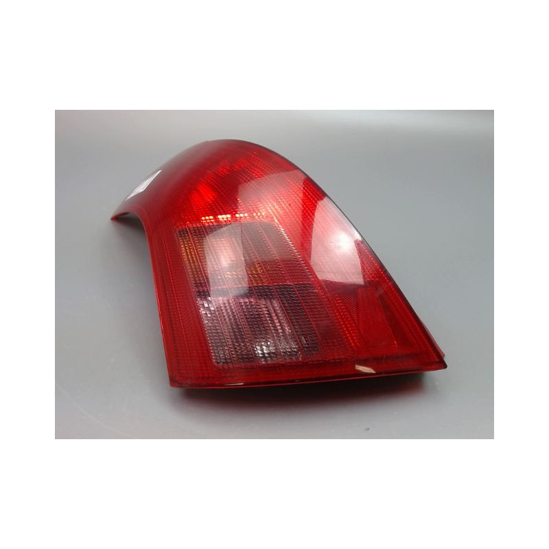 FEU ARRIERE GAUCHE  SUZUKI SWIFT III 2005-2011
