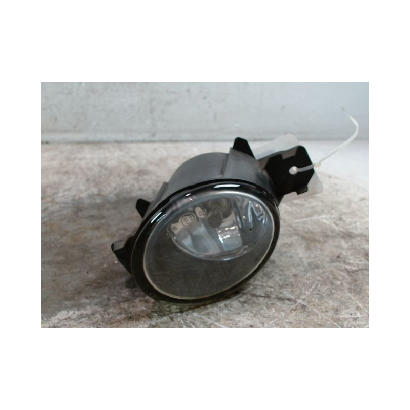 PHARE ANTIBROUILLARD AVANT GAUCHE NISSAN QHASQAI 2007-