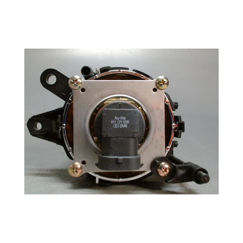 PHARE ANTIBROUILLARD AVANT GAUCHE AUDI A4