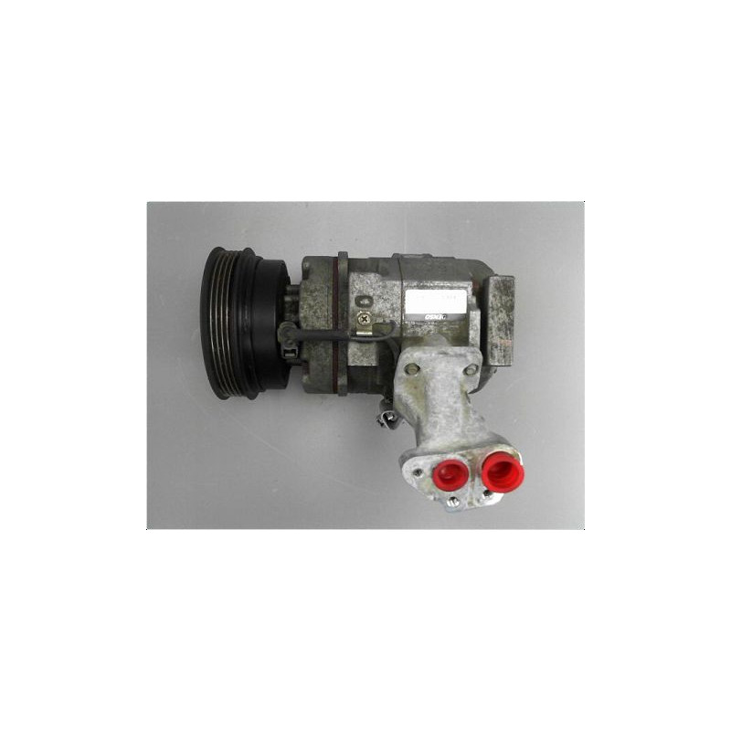 COMPRESSEUR AIR CONDITIONNE TOYOTA AVENSIS -2000