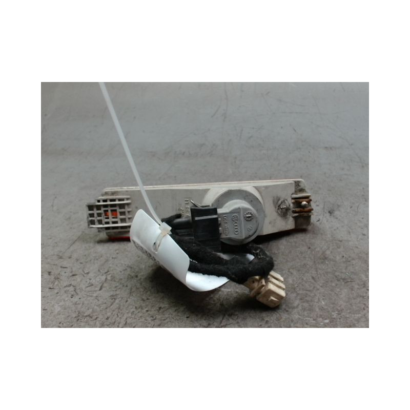CLIGNOTANT GAUCHE VOLKSWAGEN GOLF 84-92