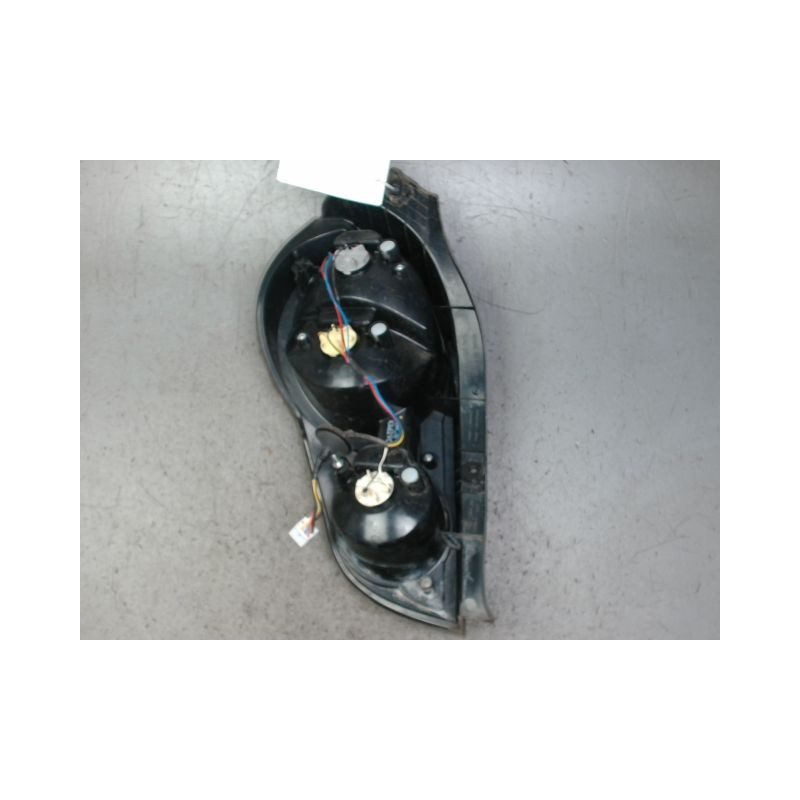 FEU ARRIERE DROIT CHEVROLET SPARK