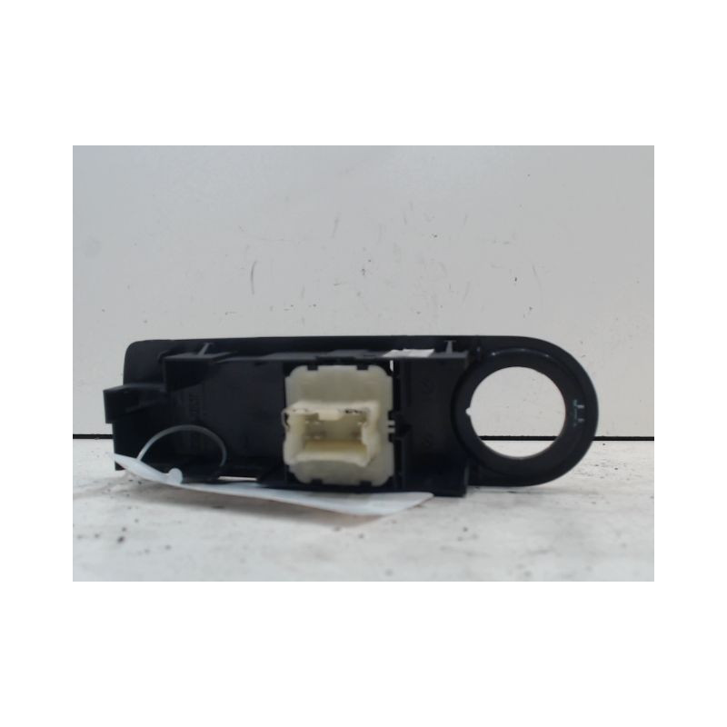 COMMANDE LEVE-GLACE PORTE AVG RENAULT CLIO