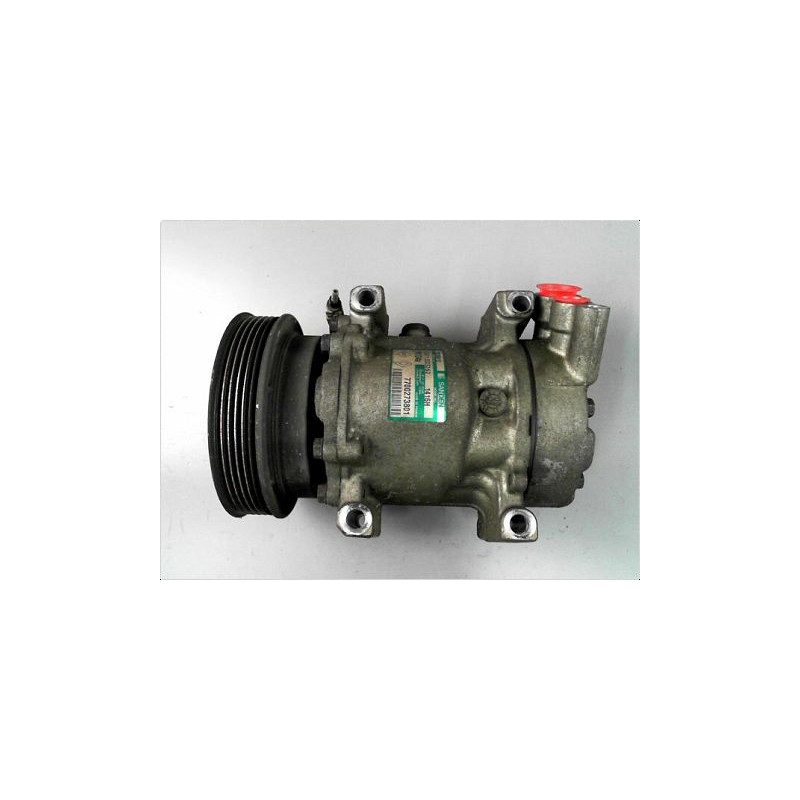 COMPRESSEUR AIR CONDITIONNE RENAULT CLIO II PH.2 01-06