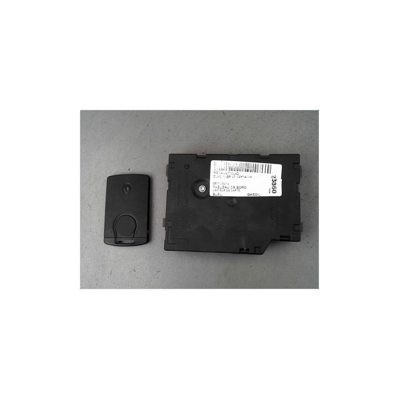 LECTEUR DE CARTE RENAULT CLIO IV 12-16