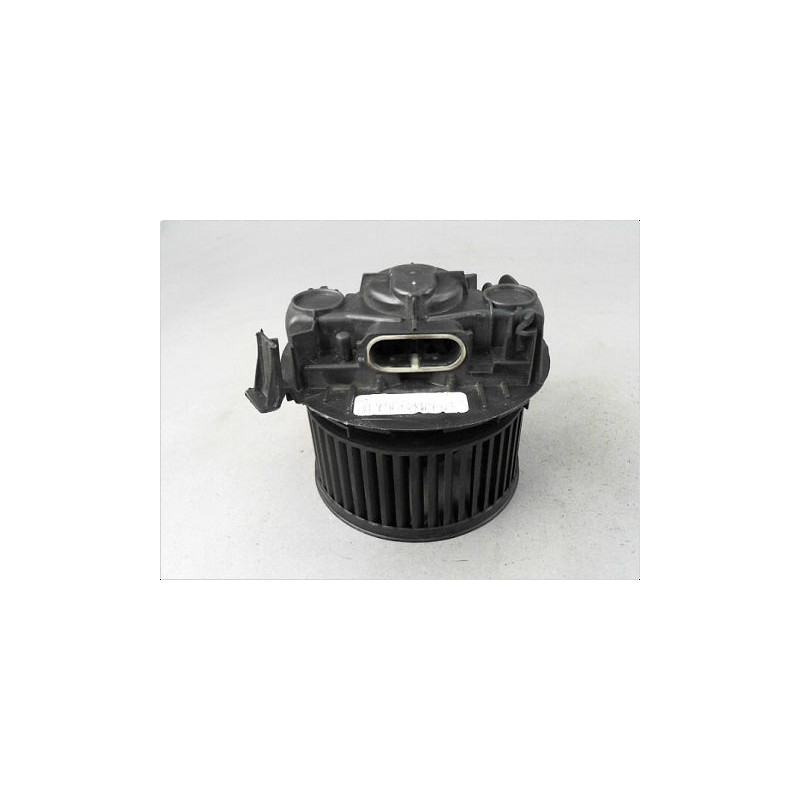 MOTEUR VENTILATEUR CHAUFFAGE DACIA LOGAN MCV 07-08