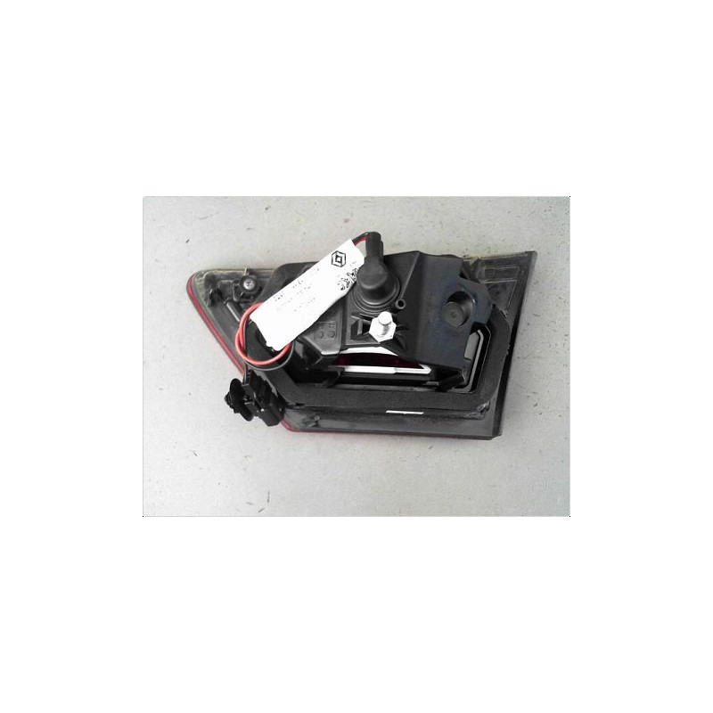 FEU ARRIERE INTERIEUR GAUCHE RENAULT CLIO IV PH2 16-20