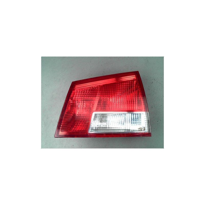 FEU ARRIERE INTERIEUR DROIT OPEL VECTRA BREAK 2005-