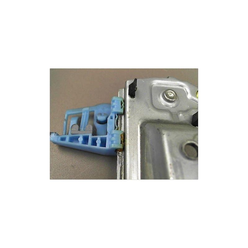COMPAS DROIT CAPOT FORD FIESTA 05-08