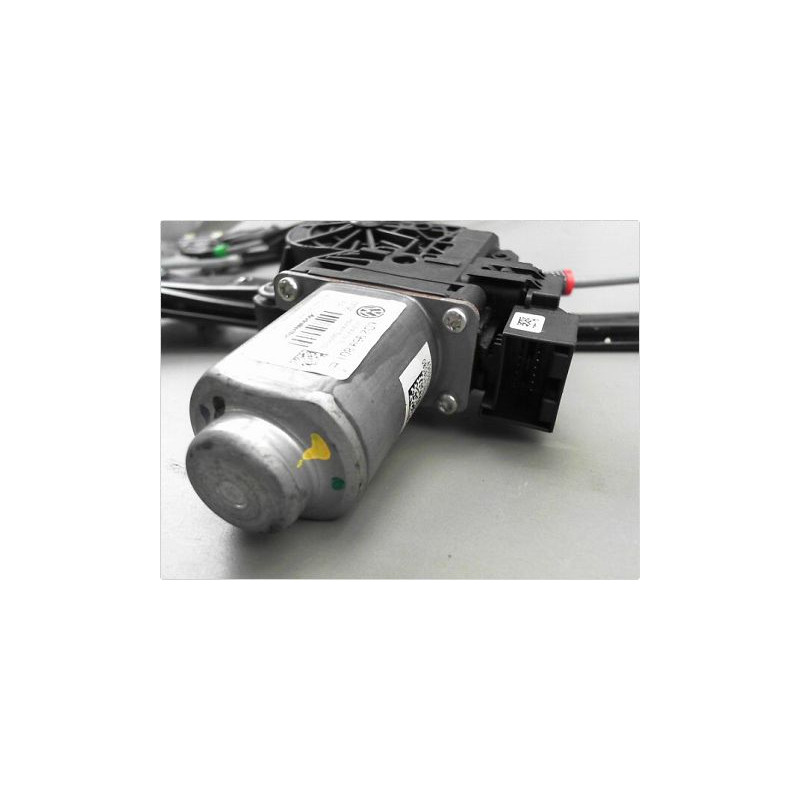 MECANISME LEVE-GLACE AVANT DROIT VOLKSWAGEN POLO IV PH2 05-09