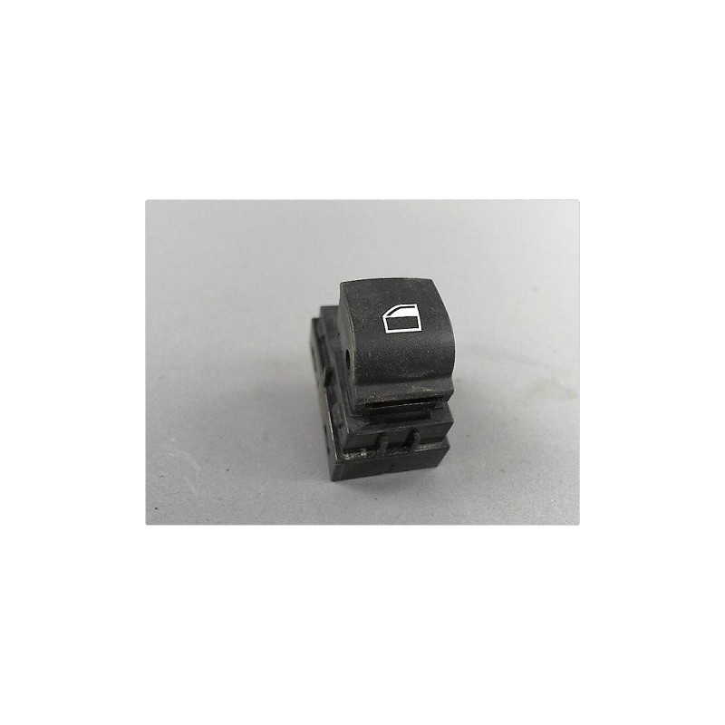 COMMANDE LEVE-GLACE PORTE AVD BMW SERIE 1 (F20/F21) 11-15