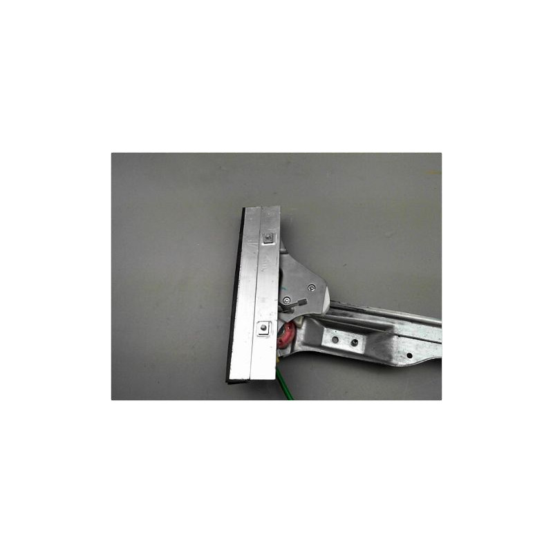 MECANISME LEVE-GLACE AVANT GAUCHE OPEL CORSA (D) 11-15
