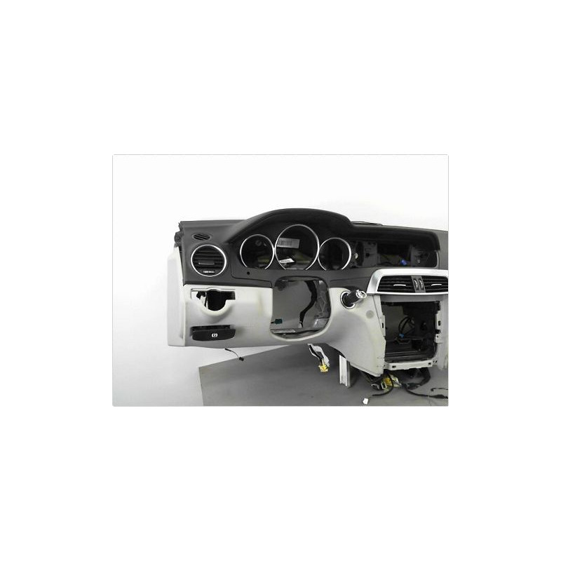 PLANCHE DE BORD  MERCEDES CLASSE C 2011-2014